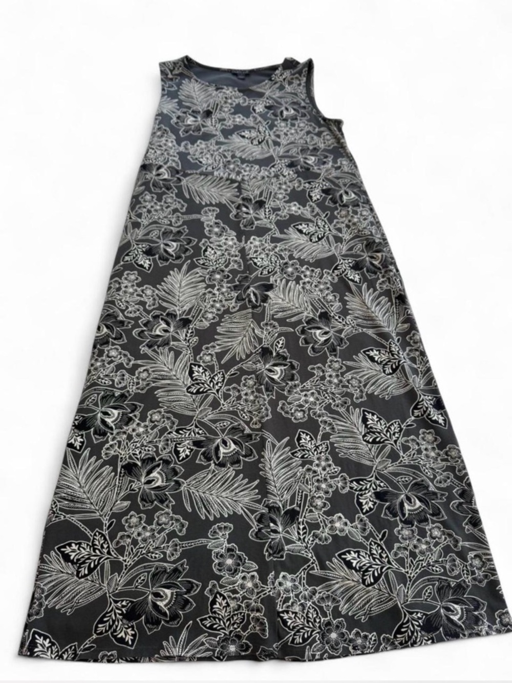 J. Jill Stenciled Gray and Black Floral Sleeveless Midi Dress - Picture 5 of 8